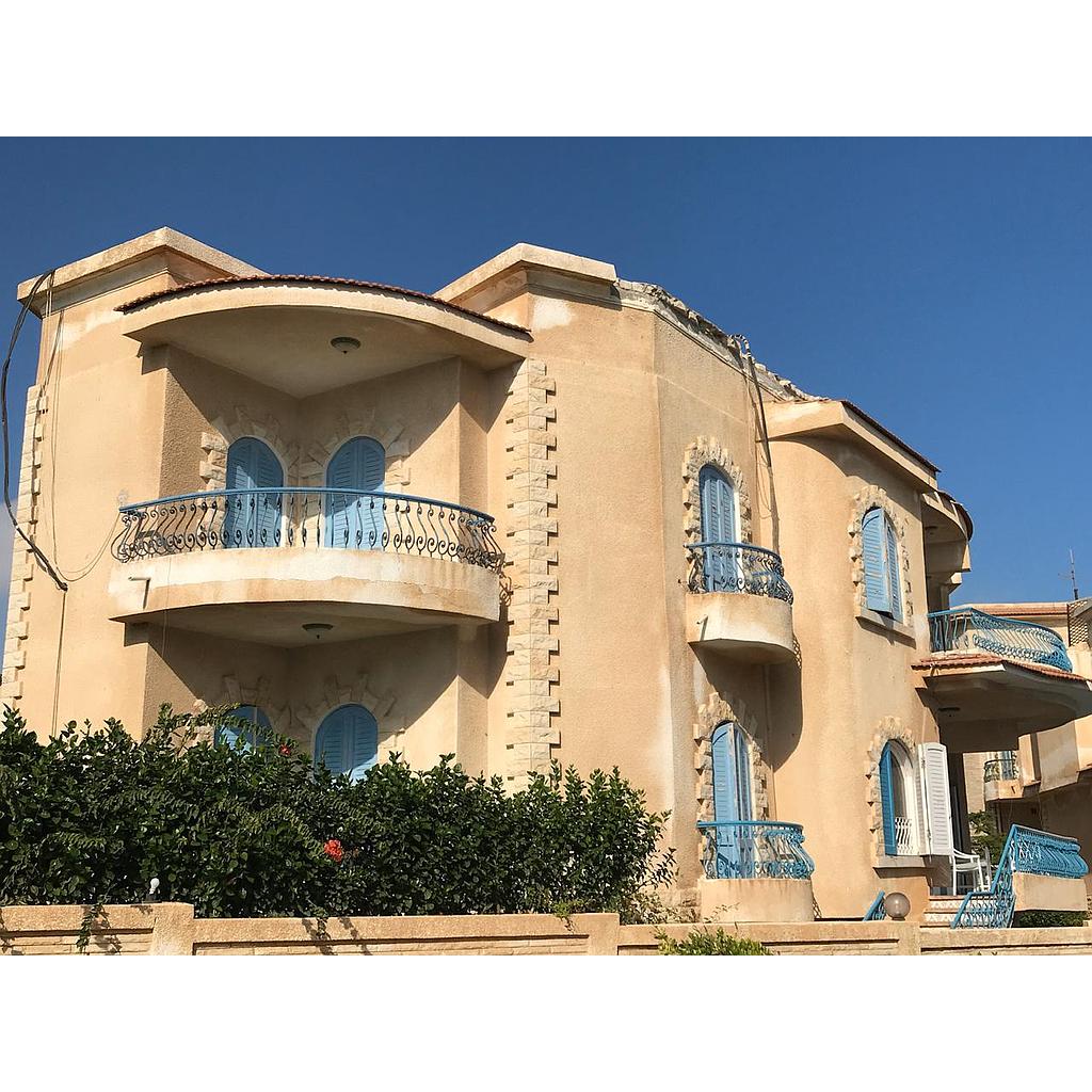 فيلا ٤٥٠متر في قرية اللوتس تشطيب كامل