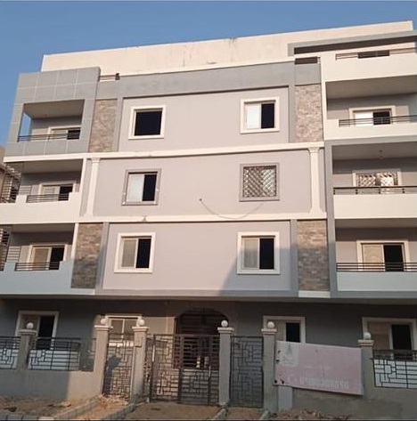 دوبلكس ٢٥٨متر في القاهرة الجديدة محارة الدور أرضي