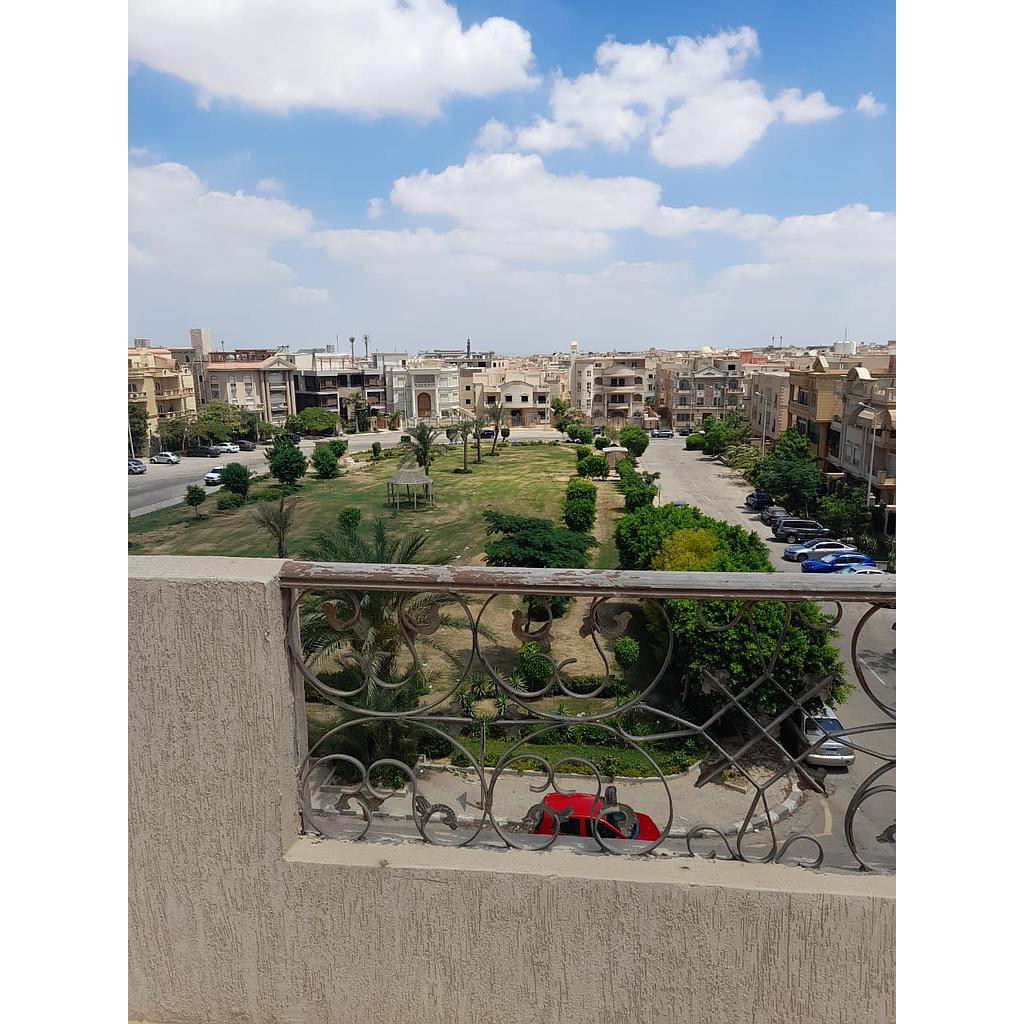 شقة ١٧٥متر في البنفسج 5 تشطيب كامل الدور سطوح