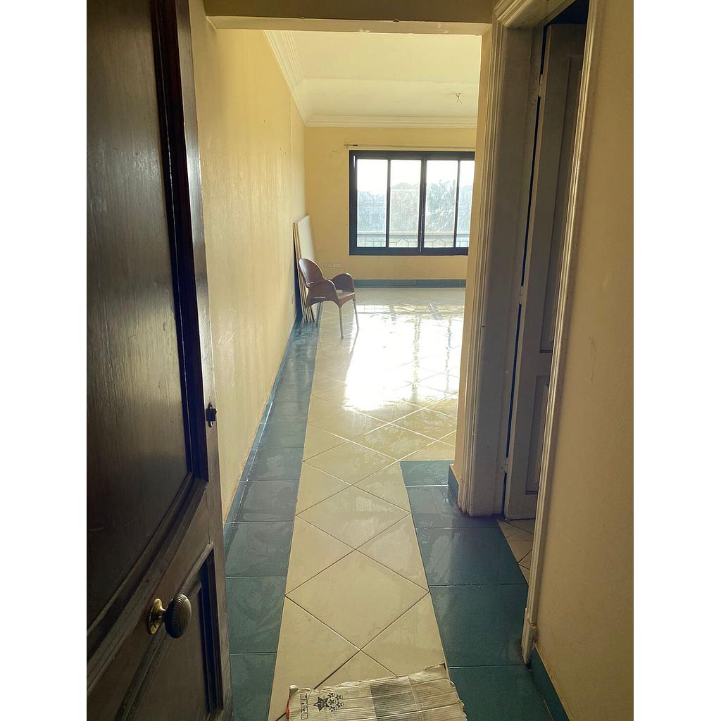 شقة ١٤٠متر في سبرينج فالي تشطيب كامل الدور الثاني