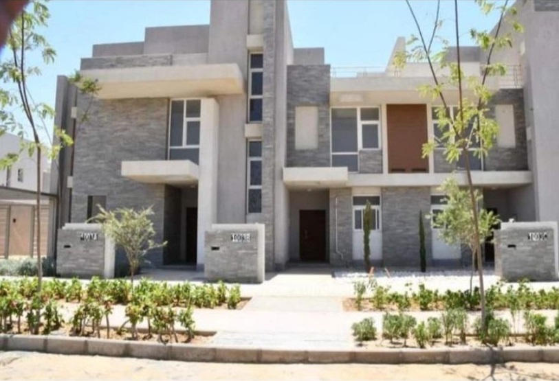 تاون هاوس ٤٠٧متر في المقصد تشطيب كامل