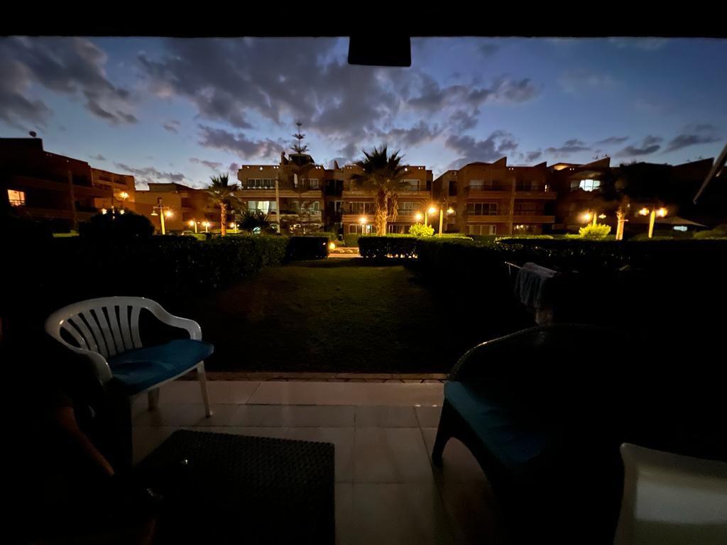 شالية ١٠٠متر في بلومار سيدى عبد الرحمن تشطيب كامل الدور أرضي