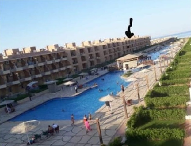 شالية ١٠٥متر في لاجولى العين السخنة تشطيب كامل الدور الأول