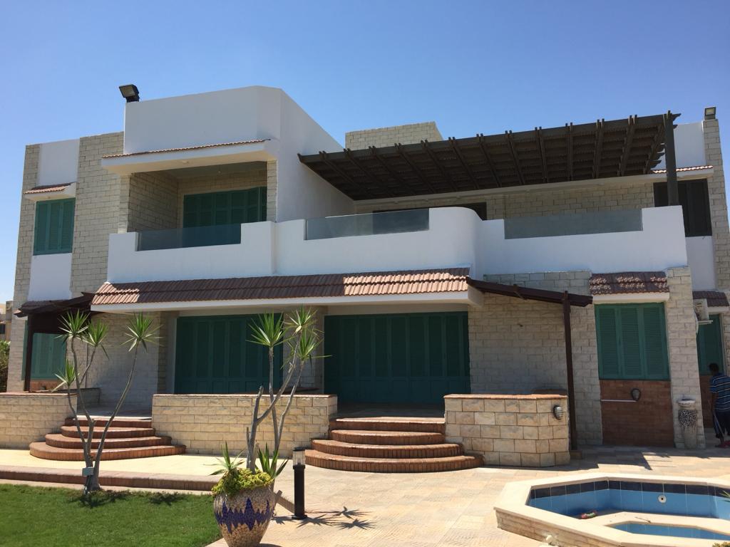 شالية ١٧٠متر في قرية جرين بيتش تشطيب كامل الدور أرضي