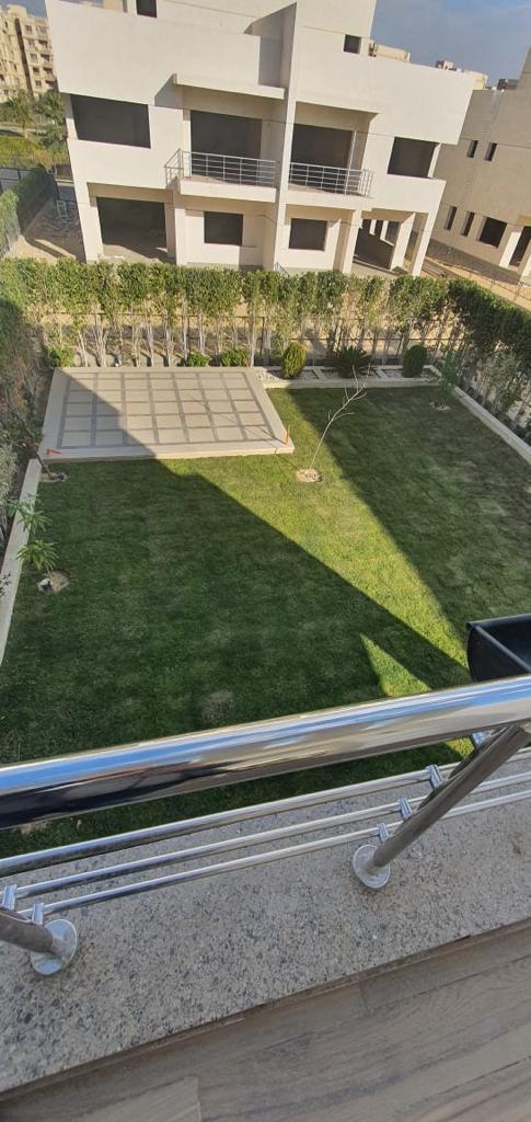 توين هاوس ٢٦٧متر في المنطقة التاسعة - مدينتي تشطيب كامل