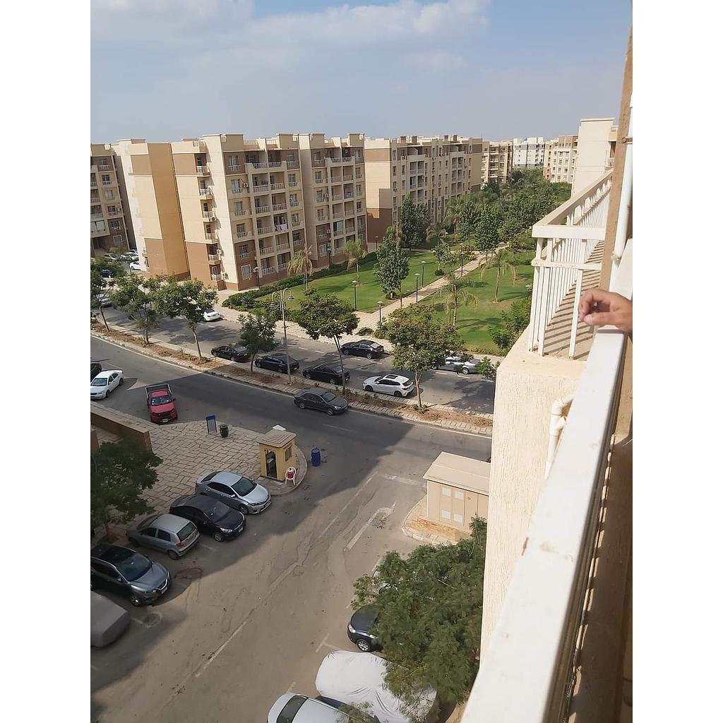 شقة ١١٦متر في المنطقة الحادية عشر - مدينتي تشطيب كامل  الدور الخامس