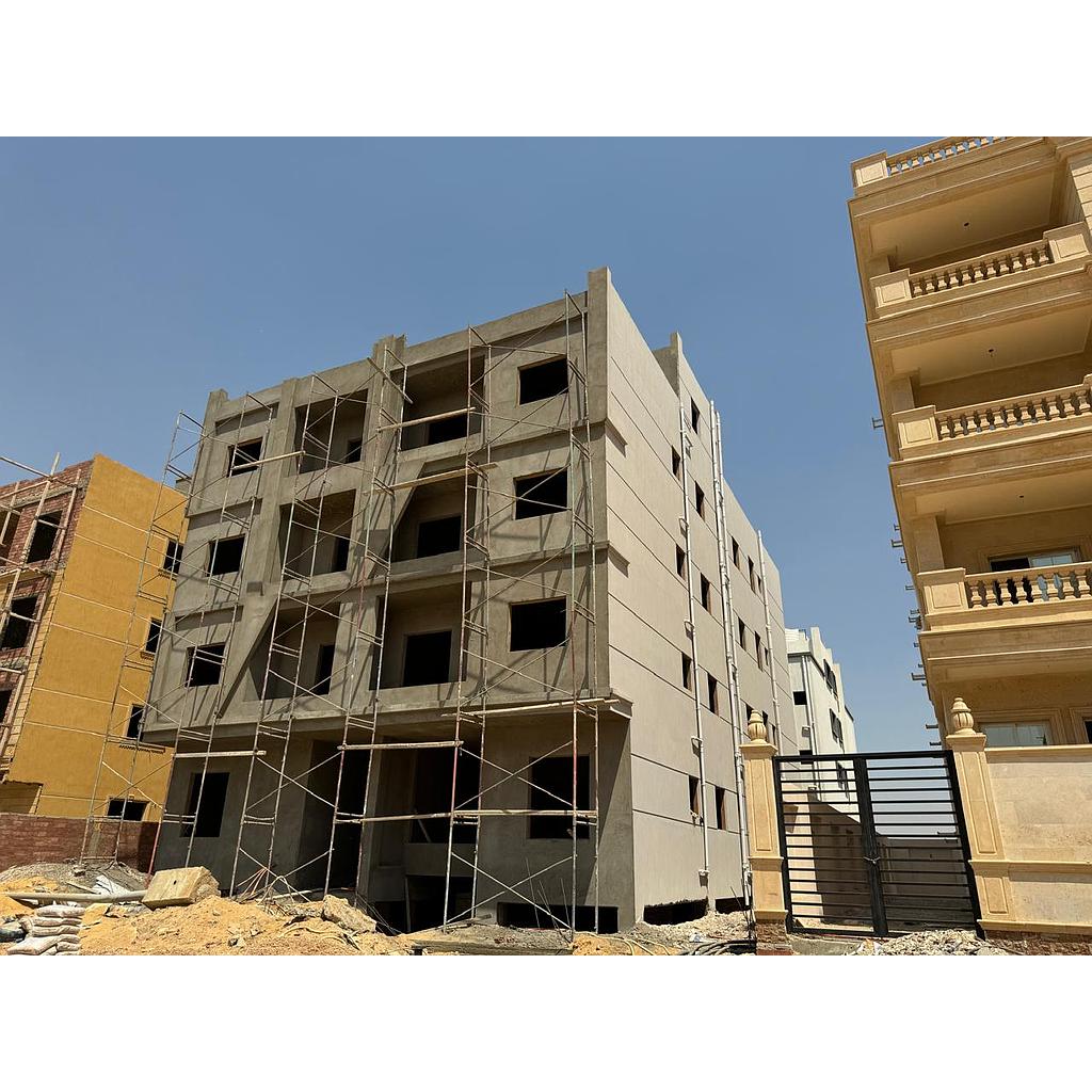 شقة ١٠٦متر في بيت الوطن محارة الدور الثالث