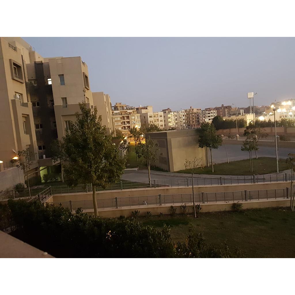 شقة ٨٨متر في ذا فيلدج تشطيب كامل الدور الأول